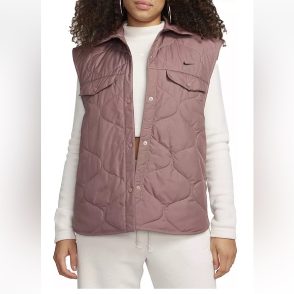 Nike Jackets & Blazers - Nike Sportswear Essential Smoky Quilted Vest